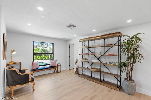 4222 Crayton RD, Naples, FL 34103