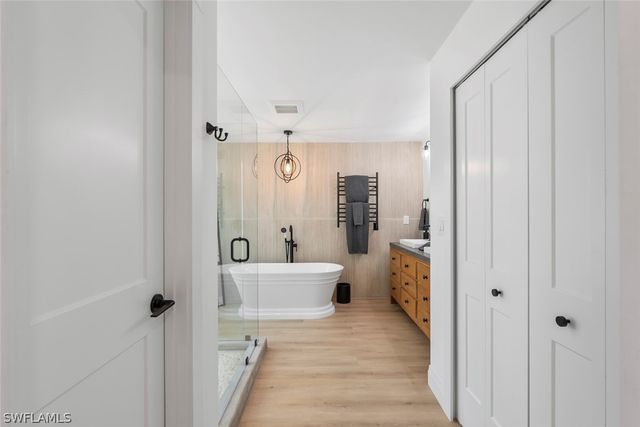 4222 Crayton RD, Naples, FL 34103