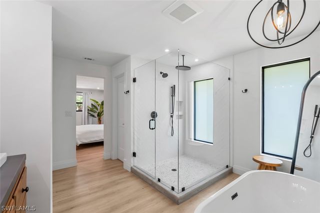 4222 Crayton RD, Naples, FL 34103