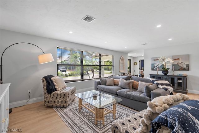 4222 Crayton RD, Naples, FL 34103