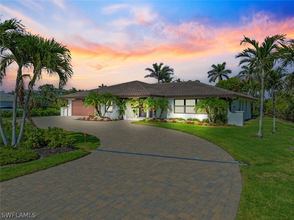 4222 Crayton RD, Naples, FL 34103