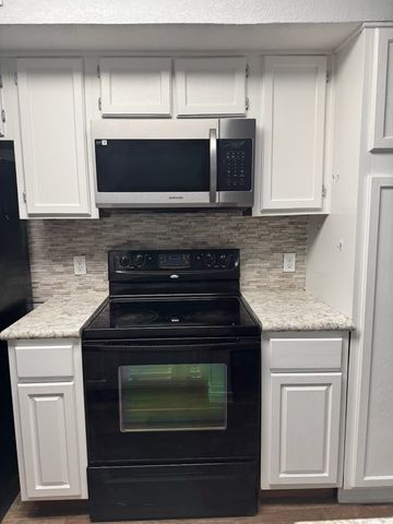 2312 Balsam Drive A105, Arlington, TX 76006