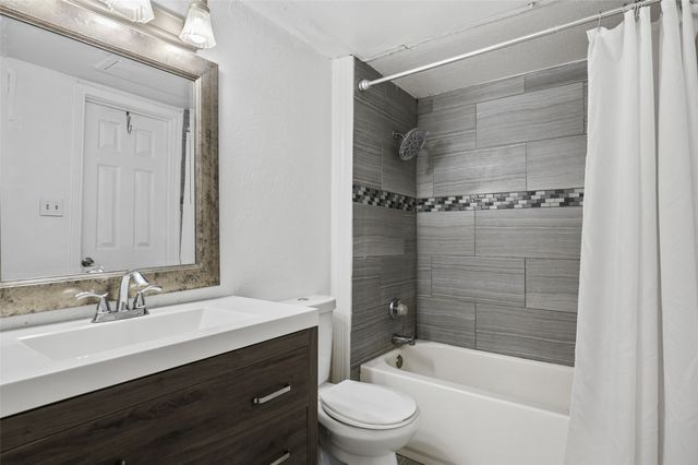 2312 Balsam Drive A105, Arlington, TX 76006