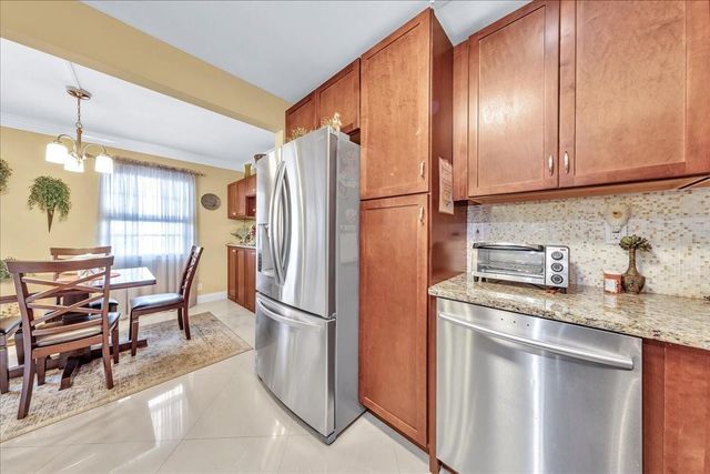 2047 Wolverton C 2047, Boca Raton, FL 33434