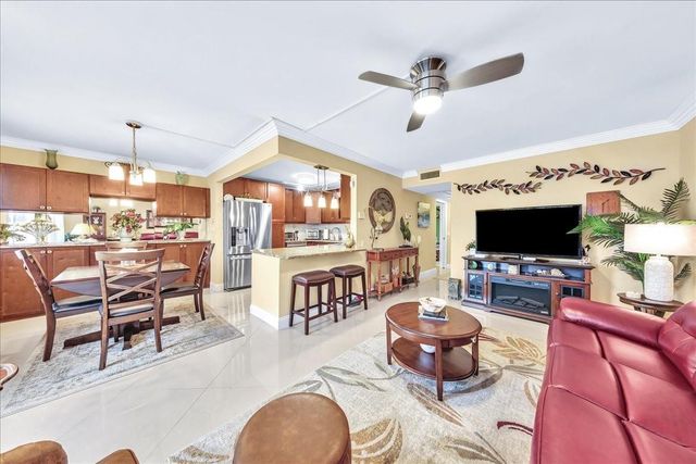 2047 Wolverton C 2047, Boca Raton, FL 33434