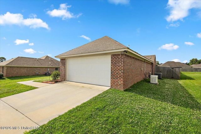 125 Richmond Way, Canton, MS 39046