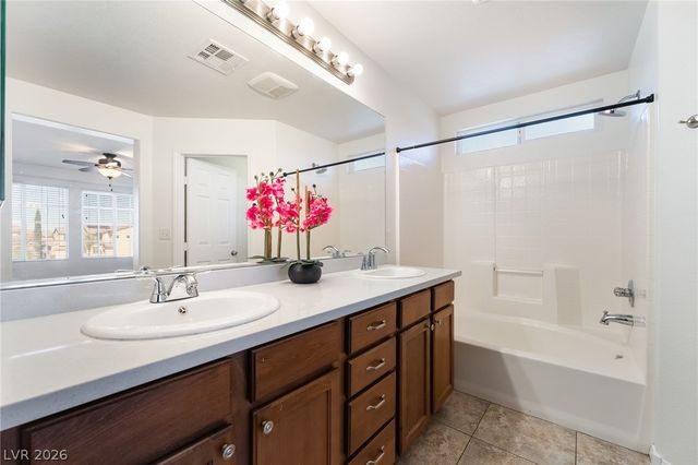 9149 White Rock Peak Street, Las Vegas, NV 89113