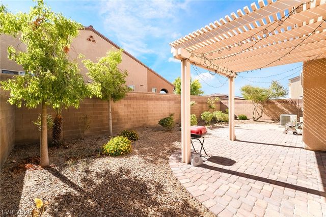 9149 White Rock Peak Street, Las Vegas, NV 89113