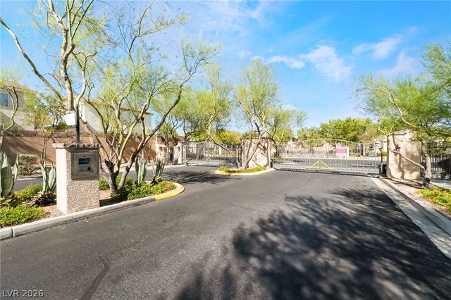 9149 White Rock Peak Street, Las Vegas, NV 89113