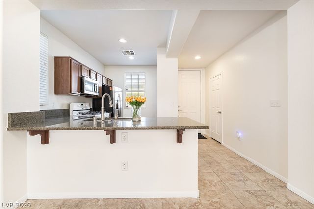 9149 White Rock Peak Street, Las Vegas, NV 89113