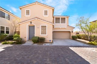 9149 White Rock Peak Street, Las Vegas, NV 89113