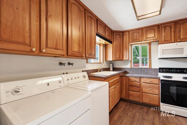 1917 S Atlantic St, Boise, ID 83705