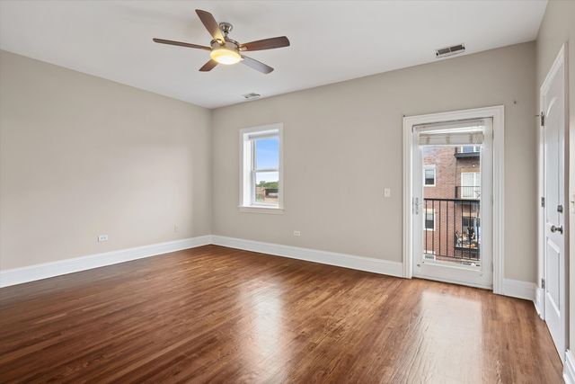 930 W Dakin Street 4, Chicago, IL 60613