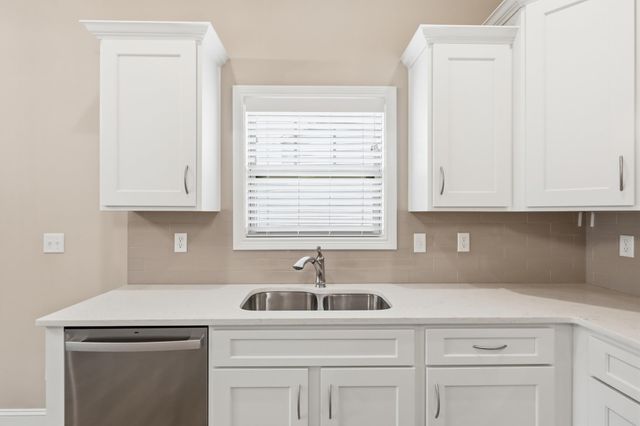 112 Stone Ridge Drive, Frankfort, KY 40601