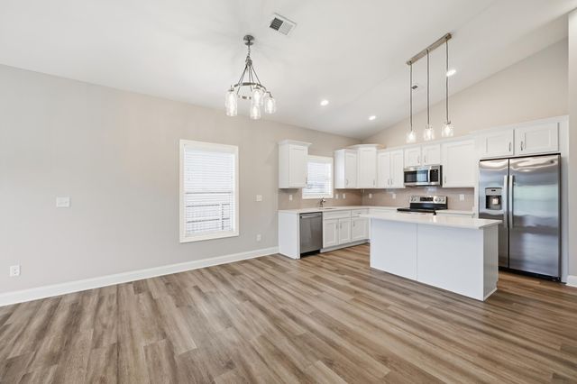 112 Stone Ridge Drive, Frankfort, KY 40601