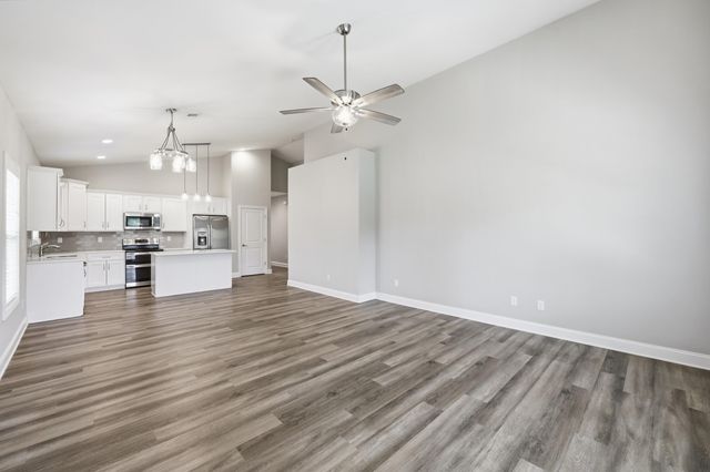 112 Stone Ridge Drive, Frankfort, KY 40601