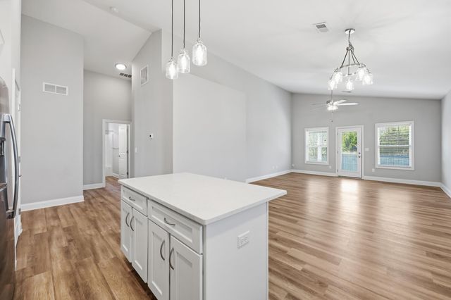 112 Stone Ridge Drive, Frankfort, KY 40601