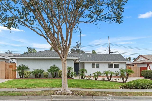 8161 Valencia, Huntington Beach, CA 92647