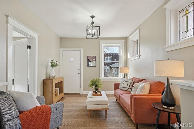 5217 Loughborough Avenue, St Louis, MO 63109