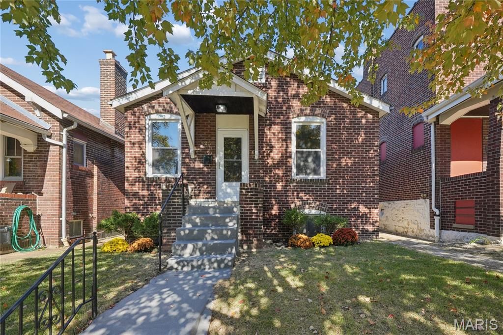 5217 Loughborough Avenue, St Louis, MO 63109