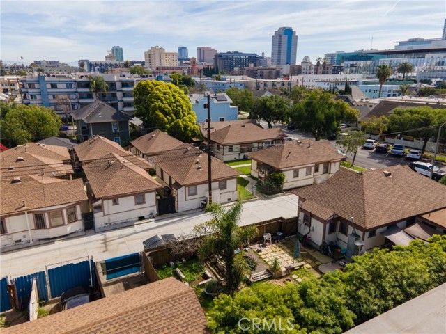 613 W 4th Street, Long Beach, CA 90802