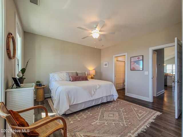 127 S Boca Bay Lane A, Holly Ridge, NC 28445