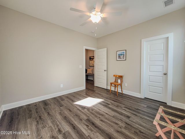 127 S Boca Bay Lane A, Holly Ridge, NC 28445