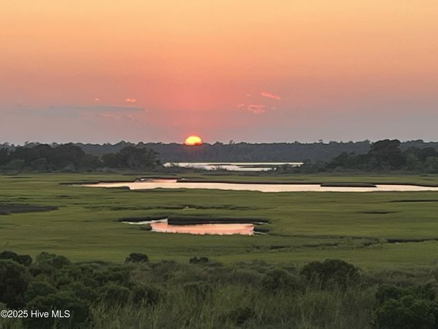 127 S Boca Bay Lane A, Holly Ridge, NC 28445