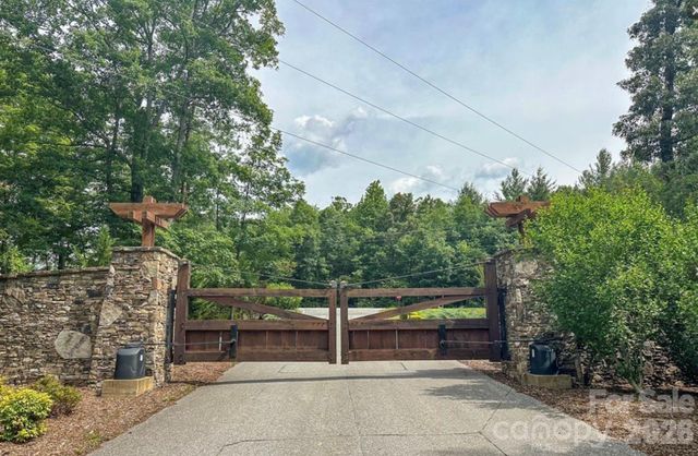 TBD Peninsula Reserve Drive 27, Nebo, NC 28761