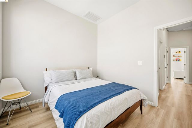 2829 Tradewind Ct, Alameda, CA 94501
