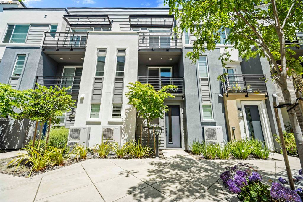 2829 Tradewind Ct, Alameda, CA 94501