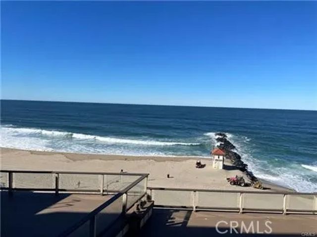 625 Esplanade 53, Redondo Beach, CA 90277