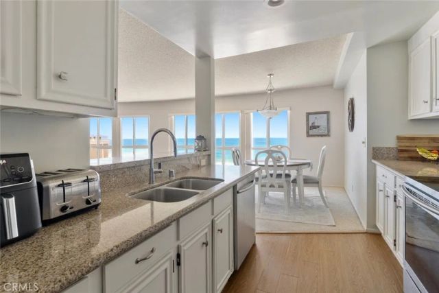 625 Esplanade 53, Redondo Beach, CA 90277