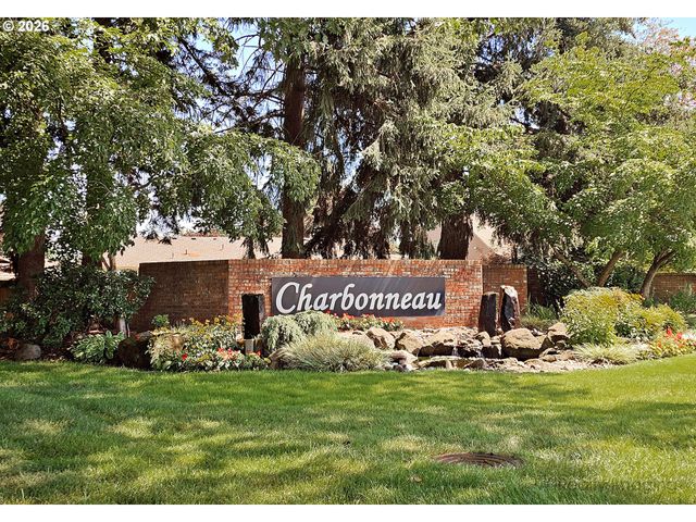 32150 Sw LAKE Dr, Wilsonville, OR 97070