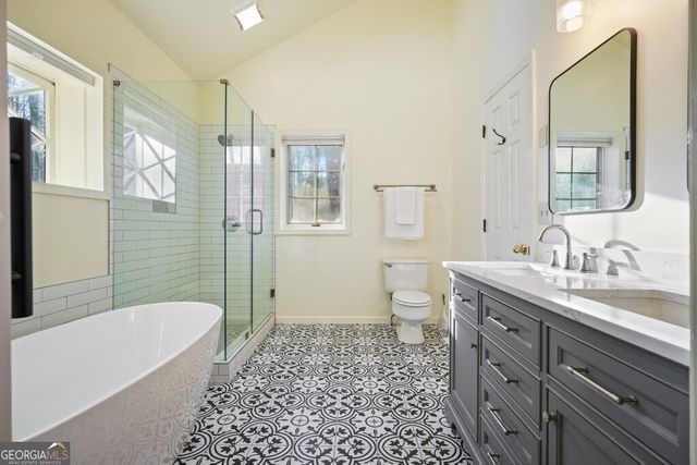 109 Mountain Park Road, Roswell, GA 30075