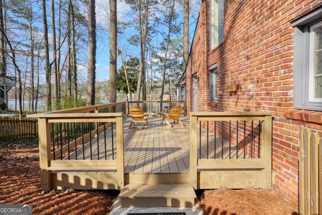 109 Mountain Park Road, Roswell, GA 30075