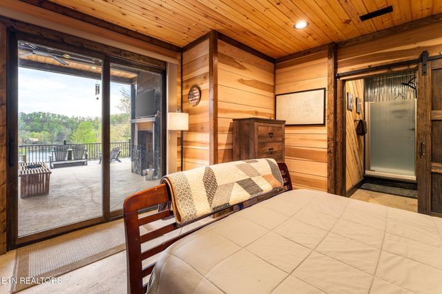 780 Laurel Lake Circle, Madisonville, TN 37354