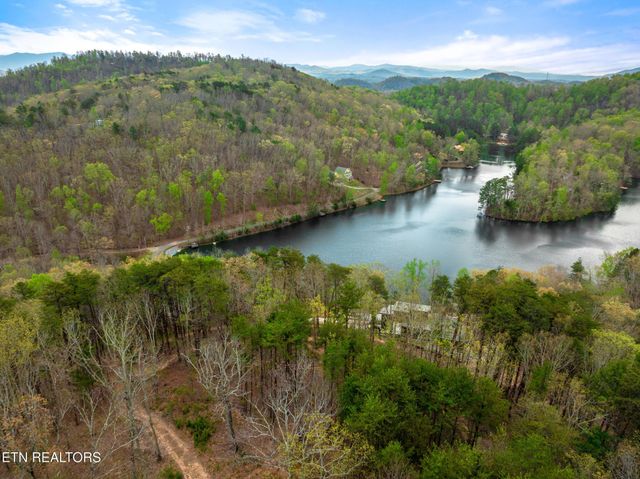 780 Laurel Lake Circle, Madisonville, TN 37354