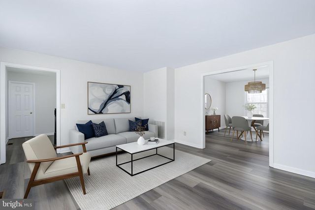 11818 HICKORY CREEK DR, Fredericksburg, VA 22407