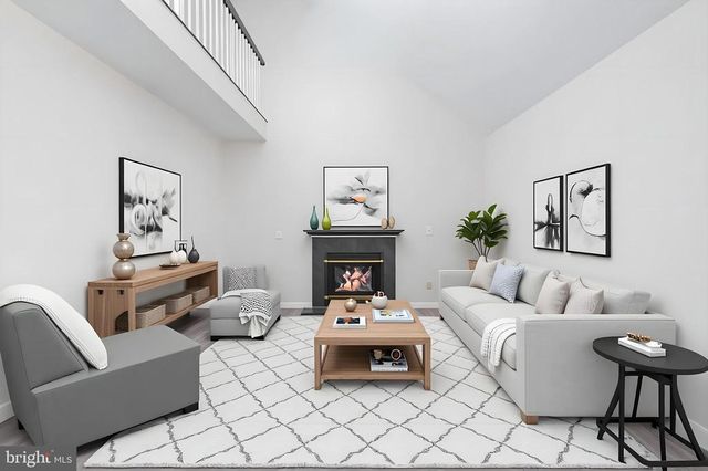 11818 HICKORY CREEK DR, Fredericksburg, VA 22407