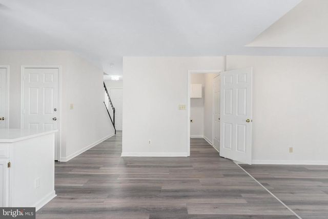 11818 HICKORY CREEK DR, Fredericksburg, VA 22407