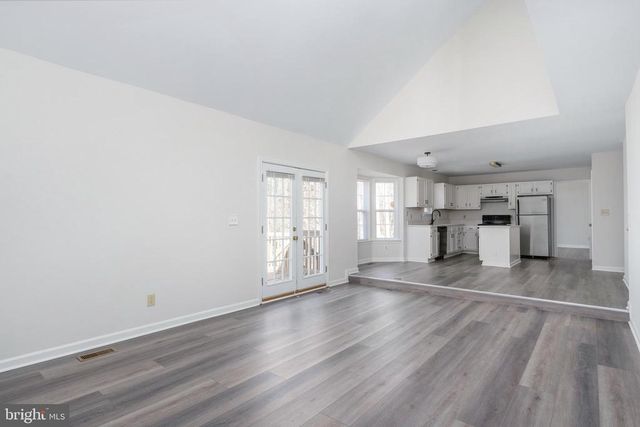 11818 HICKORY CREEK DR, Fredericksburg, VA 22407