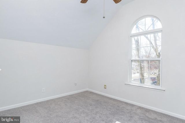 11818 HICKORY CREEK DR, Fredericksburg, VA 22407