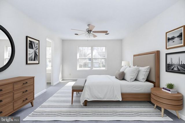 11818 HICKORY CREEK DR, Fredericksburg, VA 22407