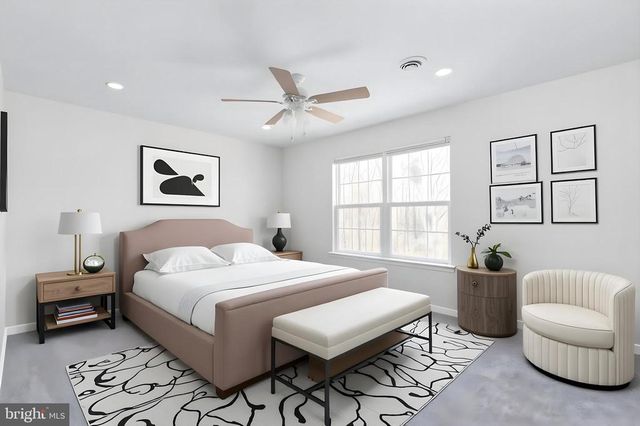 11818 HICKORY CREEK DR, Fredericksburg, VA 22407