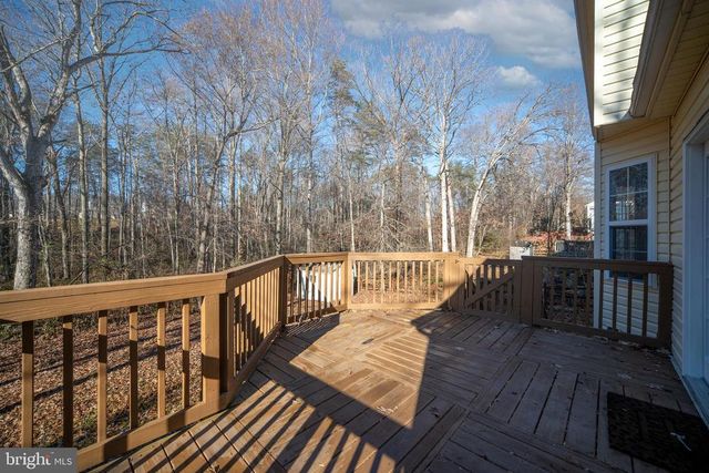 11818 HICKORY CREEK DR, Fredericksburg, VA 22407