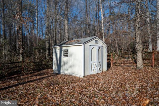 11818 HICKORY CREEK DR, Fredericksburg, VA 22407