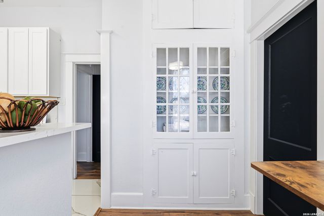 102 Beal, San Antonio, TX 78201