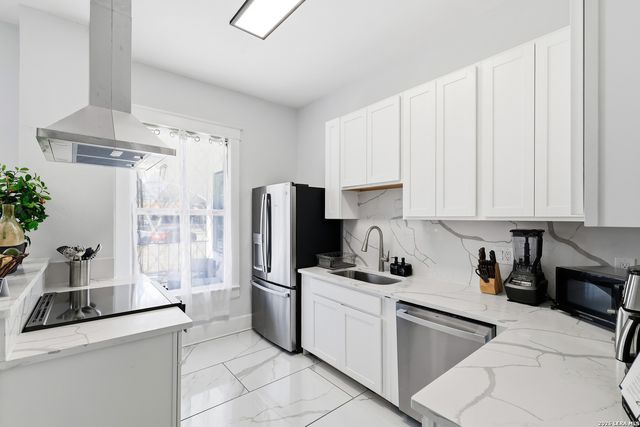 102 Beal, San Antonio, TX 78201