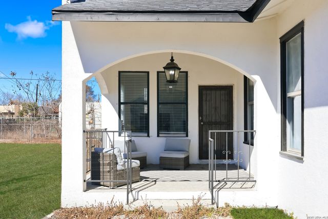 102 Beal, San Antonio, TX 78201